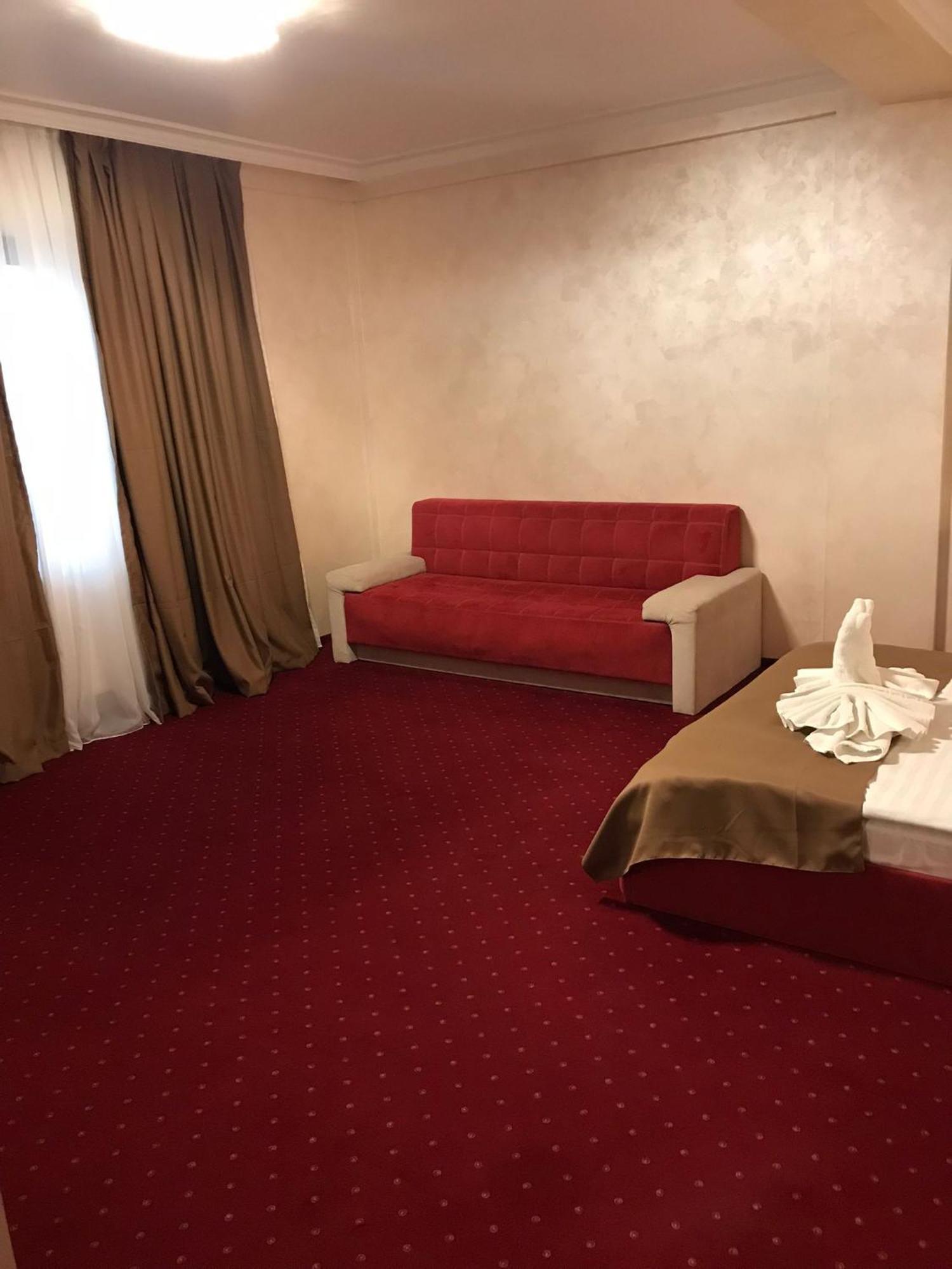 Le Mer Afumaţi Extérieur photo